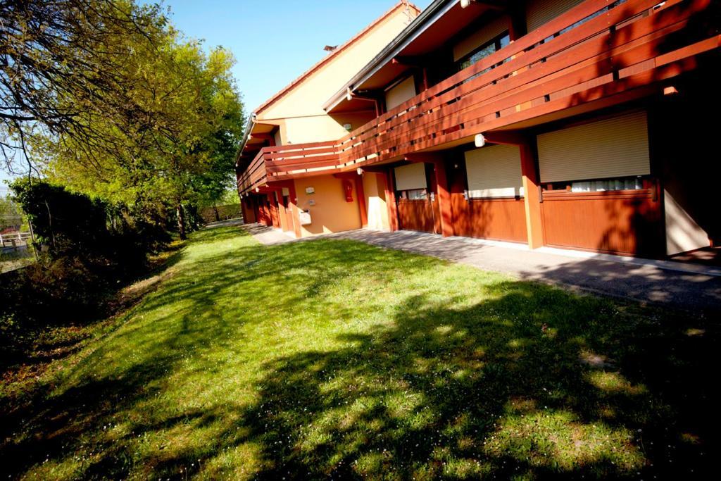 Campanile Hotel Mayenne Room photo